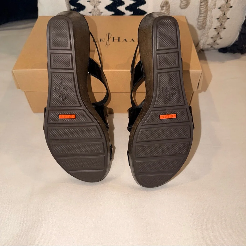 NWT - Cole Haan Black Wedge Sandals  - Size 7.5 - Picture 3 of 6